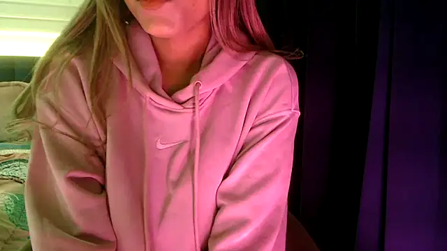 chhui mui online show from November 10, 2025, 6:24 pm