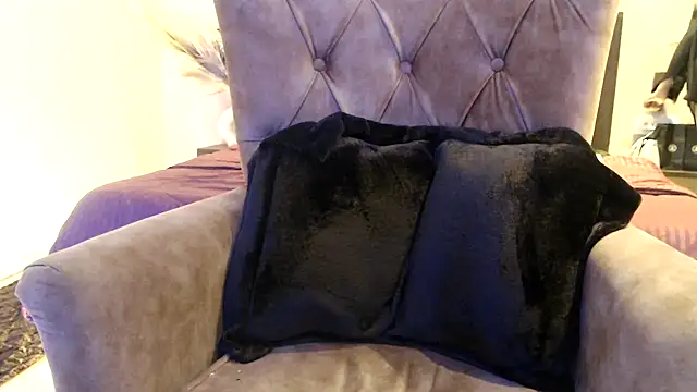 chhui mui online show from February 20, 2025, 8:58 pm