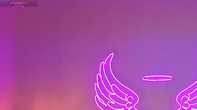  scarletmoore online show from October 9, 2025, 11:33 am