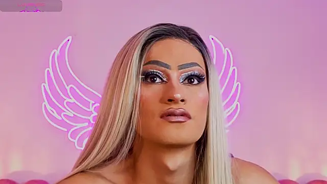  scarletmoore online show from September 9, 2025, 8:02 am