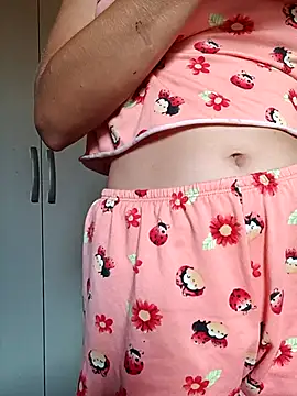 Nandasant09 online show from November 14, 2025, 4:10 pm