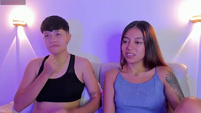 violet casper  online show from October 24, 2025, 5:39 am