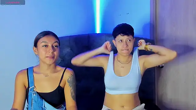 violet casper  online show from February 21, 2025, 11:21 pm