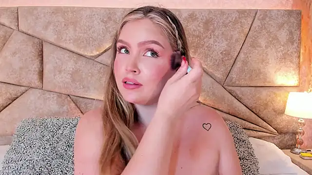 Snapshot of GaiaBaker chatting on March 14, 2025, 5:59 am GaiaBaker online show from March 14, 2025, 5:59 am