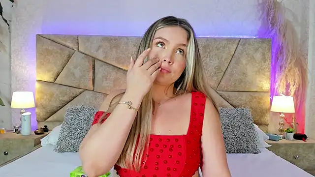 Snapshot of GaiaBaker chatting on September 16, 2025, 4:02 am GaiaBaker online show from September 16, 2025, 4:02 am