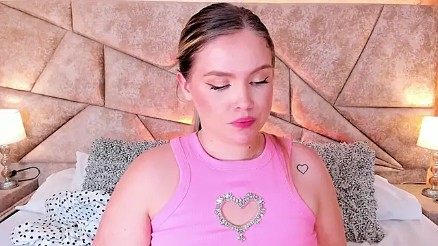 Snapshot of GaiaBaker chatting on March 6, 2025, 9:03 am GaiaBaker online show from March 6, 2025, 9:03 am