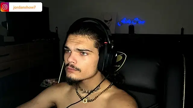 JordanShow online show from September 16, 2025, 1:34 pm