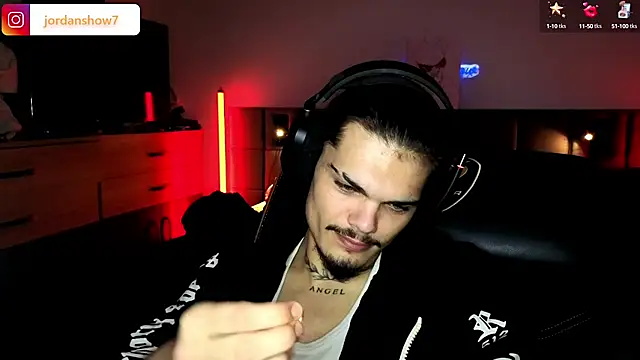 JordanShow online show from October 8, 2025, 8:20 pm