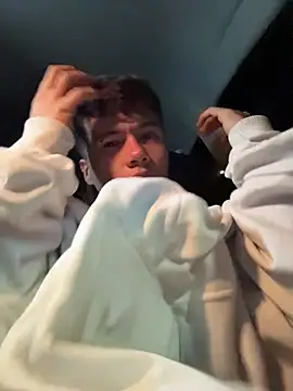 Logan smith1 online show from April 3, 2026, 6:31 am