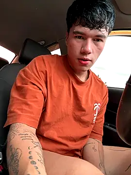 Logan smith1 online show from October 3, 2025, 6:53 pm