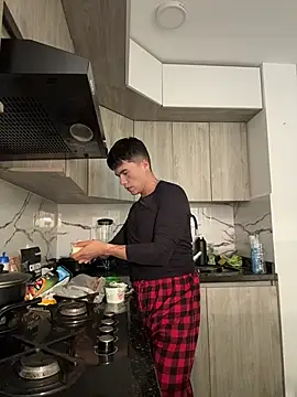 Logan smith1 online show from April 19, 2026, 2:23 am