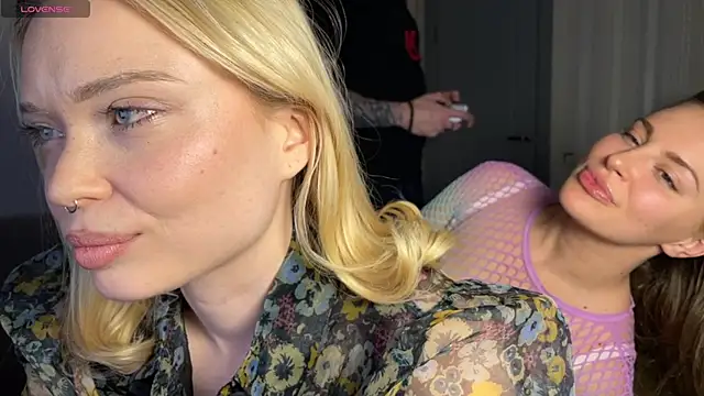 dollfromvenus online show from February 12, 2026, 6:02 am