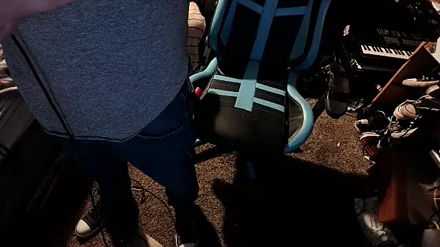 deadpi online show from March 11, 2025, 12:39 pm