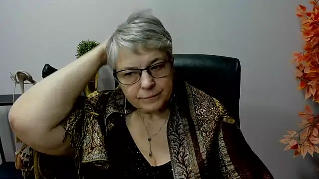 IrisDream online show from February 21, 2025, 1:22 pm