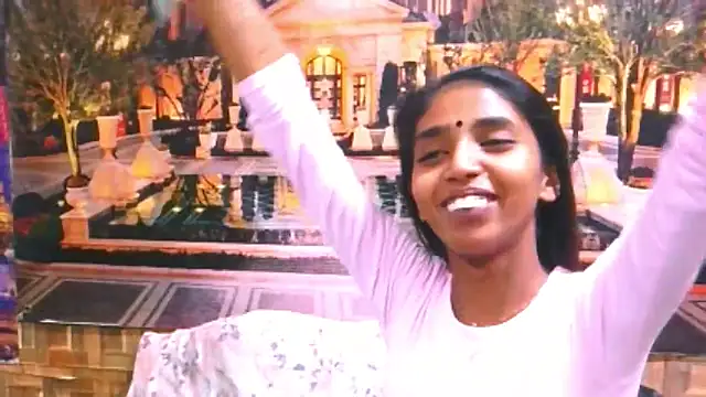 IndianSexySlender online show from September 19, 2025, 5:33 am