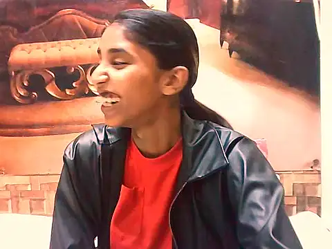 IndianSexySlender online show from October 10, 2025, 5:19 am