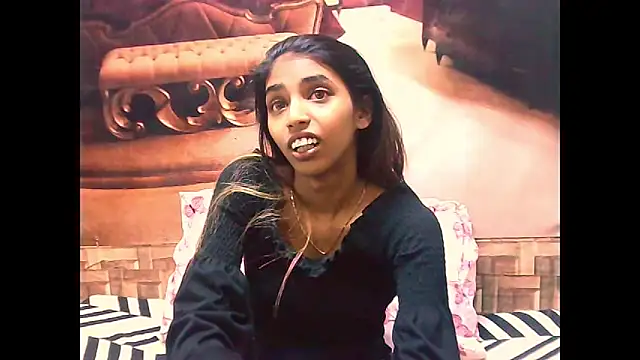 IndianSexySlender online show from September 14, 2025, 5:19 am