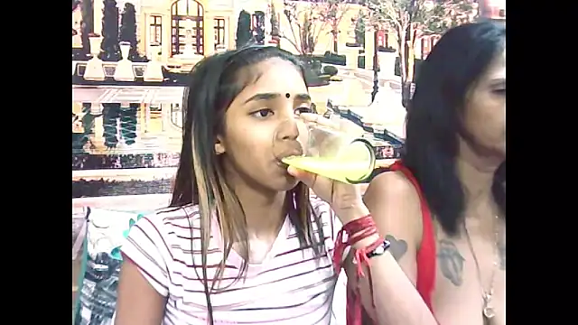 IndianSexySlender online show from October 22, 2025, 5:40 am