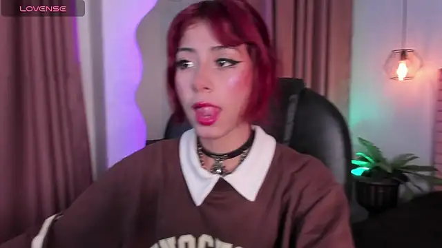 cloe  palmer online show from March 13, 2025, 11:51 am