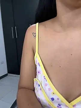 iiris  online show from September 27, 2025, 3:56 am