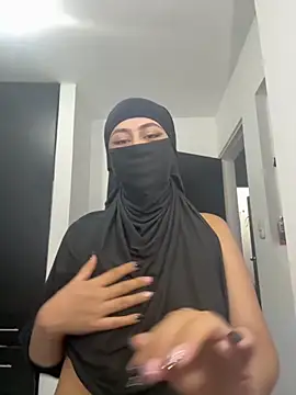 iiris  online show from October 11, 2025, 7:09 am