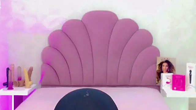 briana sex32 online show from March 7, 2026, 7:15 am