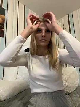 Liya my online show from October 8, 2025, 2:07 pm