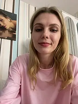 Snapshot of Liya_my chatting on February 6, 2026, 9:55 pm Liya my online show from February 6, 2026, 9:55 pm