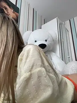 Snapshot of Liya_my chatting on February 25, 2026, 12:05 pm Liya my online show from February 25, 2026, 12:05 pm