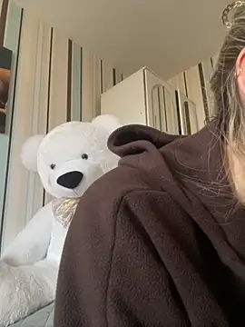 Liya my online show from November 8, 2025, 10:41 am