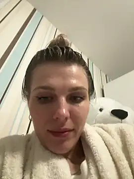 Snapshot of Liya_my chatting on May 7, 2026, 6:33 pm Liya my online show from May 7, 2026, 6:33 pm