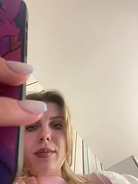 Liya my online show from March 3, 2026, 7:54 pm