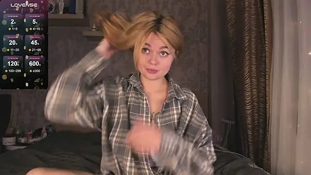 Snapshot of purebeautie13 chatting on January 17, 2025, 5:08 pm purebeautie13 online show from January 17, 2025, 5:08 pm