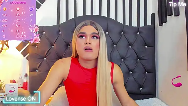 AllisonsweetZ online show from February 14, 2025, 8:05 pm