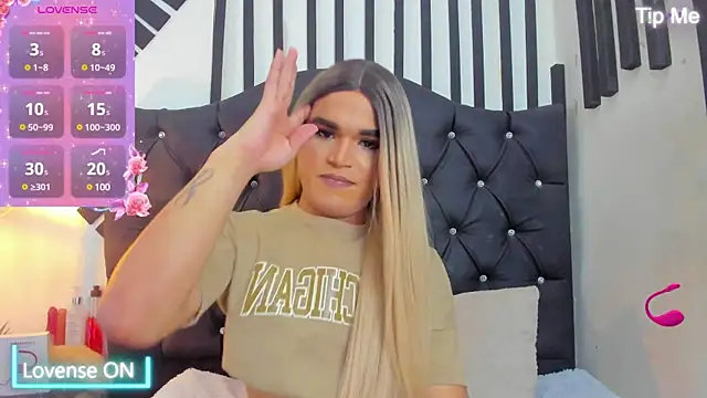 AllisonsweetZ online show from February 19, 2025, 8:10 pm