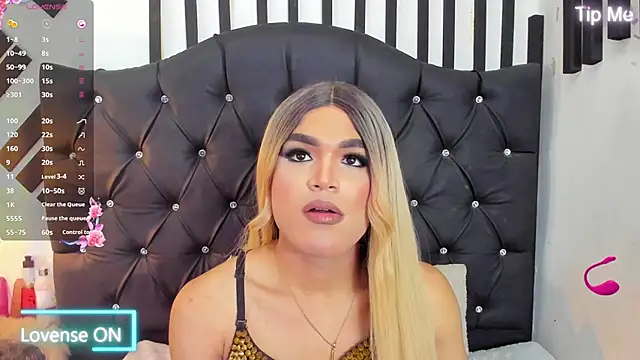 AllisonsweetZ online show from February 12, 2025, 8:07 pm