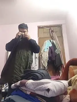 Snapshot of L9vefromAkhil chatting on February 3, 2026, 6:00 am L9vefromAkhil online show from February 3, 2026, 6:00 am