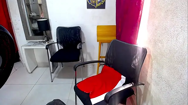 diabla sexyboobs online show from February 21, 2026, 9:17 pm