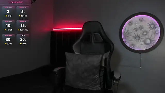 Snapshot of khriss_brown chatting on November 4, 2025, 9:29 pm khriss brown online show from November 4, 2025, 9:29 pm