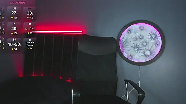 Snapshot of khriss_brown chatting on March 18, 2025, 9:53 pm khriss brown online show from March 18, 2025, 9:53 pm