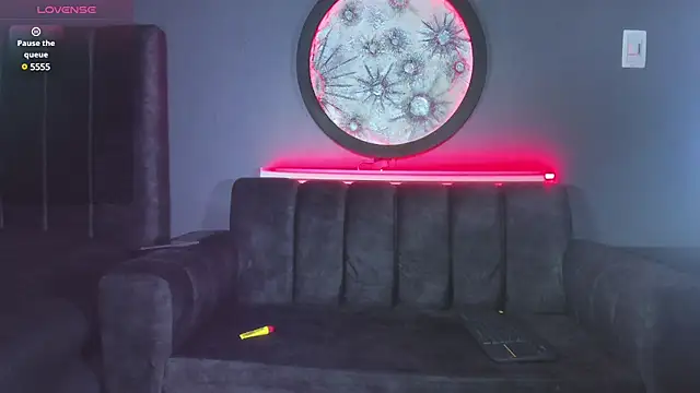 Snapshot of khriss_brown chatting on February 25, 2025, 8:32 pm khriss brown online show from February 25, 2025, 8:32 pm