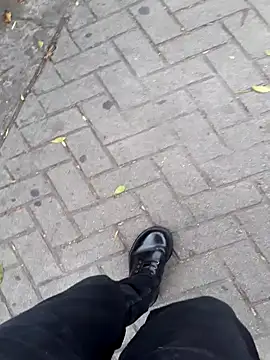 sophie banger online show from September 15, 2025, 4:51 pm