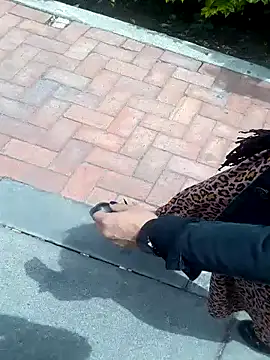 sophie banger online show from September 27, 2025, 5:30 pm