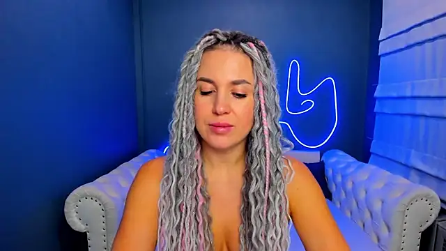 rock n roxy online show from October 7, 2025, 1:17 am