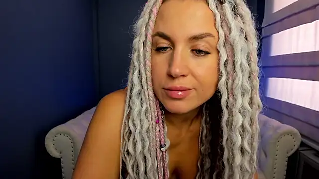 rock n roxy online show from March 15, 2025, 5:08 am