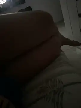 Snapshot of maripah chatting on March 4, 2025, 11:43 pm maripah online show from March 4, 2025, 11:43 pm