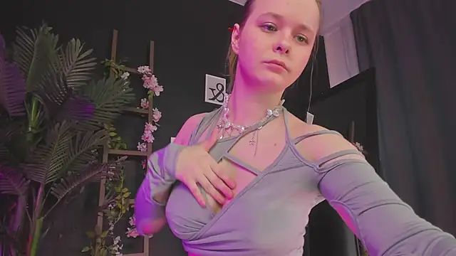 CassieCool online show from March 20, 2025, 3:34 am