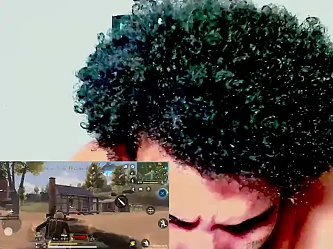 Snapshot of maick5- chatting on October 8, 2025, 4:25 am maick5- online show from October 8, 2025, 4:25 am