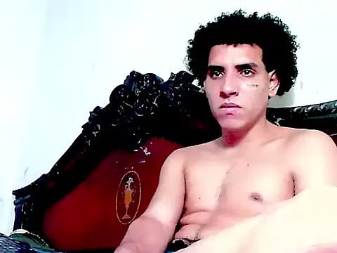 Snapshot of maick5- chatting on October 20, 2025, 2:35 am maick5- online show from October 20, 2025, 2:35 am