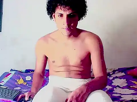 Snapshot of maick5- chatting on October 7, 2025, 4:46 am maick5- online show from October 7, 2025, 4:46 am